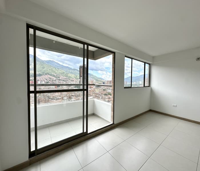 Apartment for Sale in the Fabricato Area, Bello—Flor de Agua Complex
