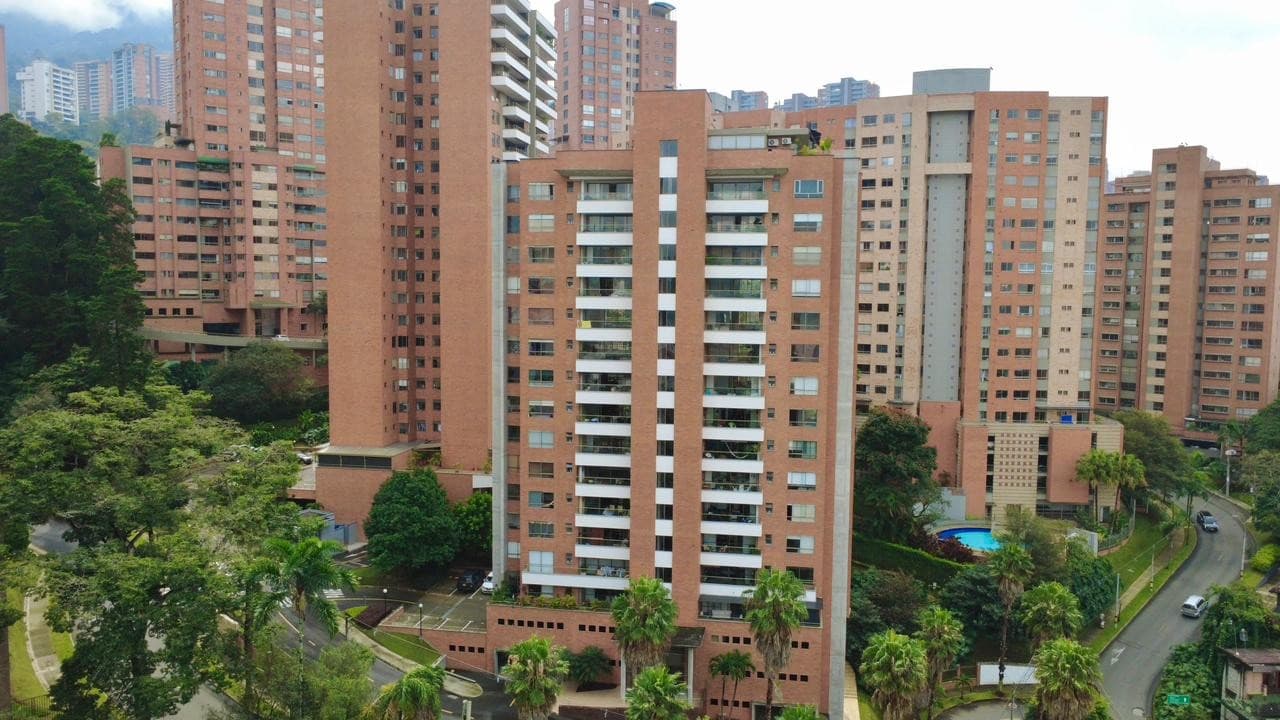 Apartment for Sale, El Poblado - Las Santas Area, Rio Tinto Development
