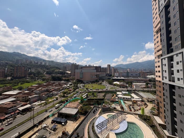 APARTMENT FOR RENT, LAS VEGAS - ENVIGADO AREA, CIVITA COMPLEX