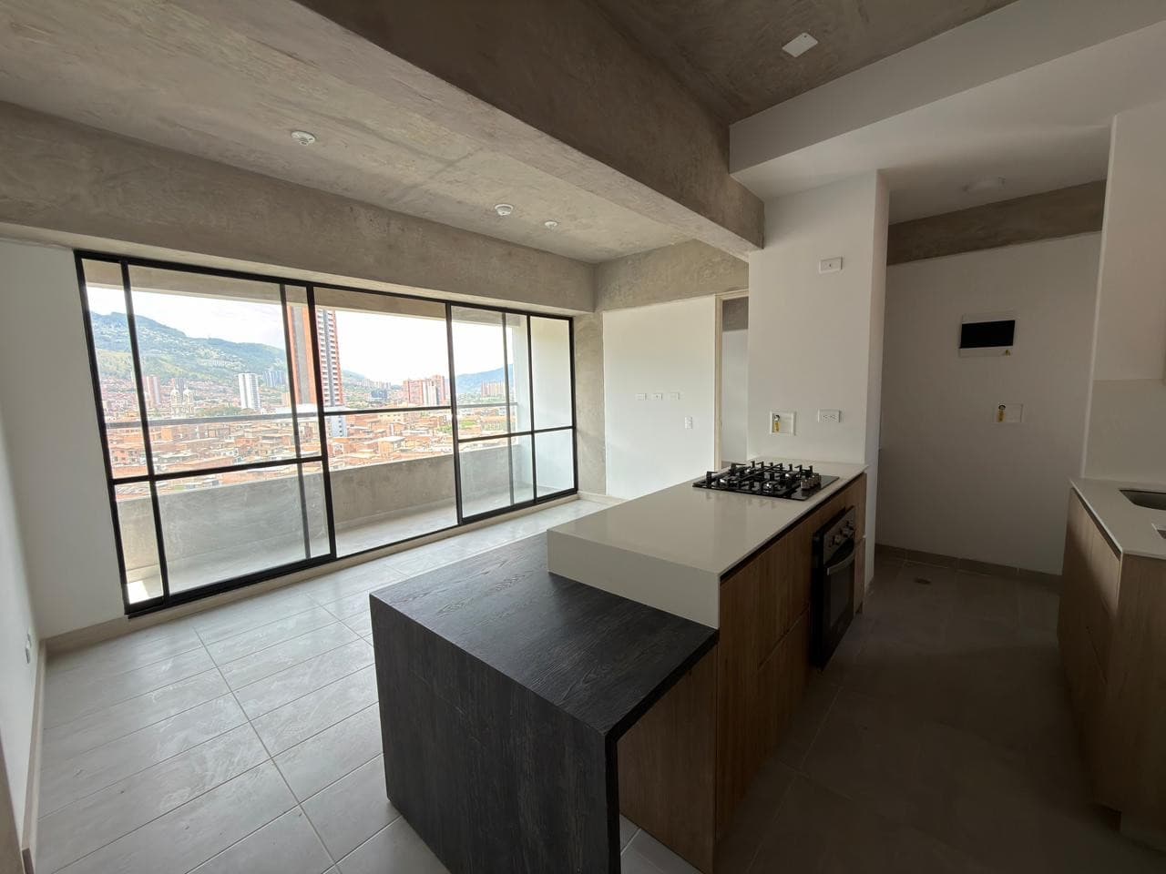 Apartment for Rent, Santa Ana - Bello Area, Aki Complex