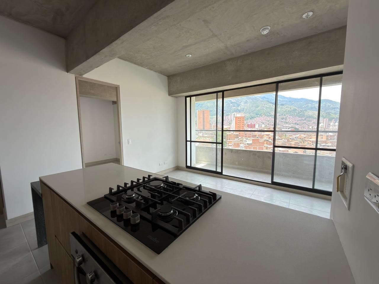 Apartment for Rent, Santa Ana - Bello Area, Aki Complex