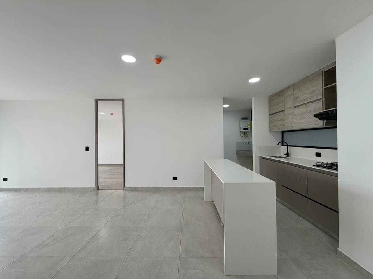 Apartment for Rent, Loma Del Escobero Area - Envigado, Terravert Complex