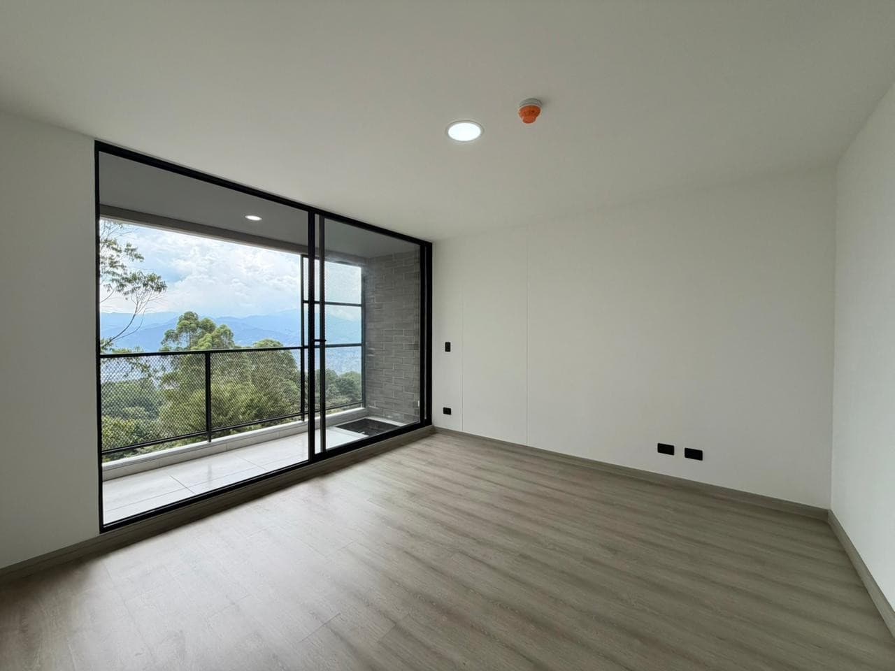 Apartment for Rent, Loma Del Escobero Area - Envigado, Terravert Complex