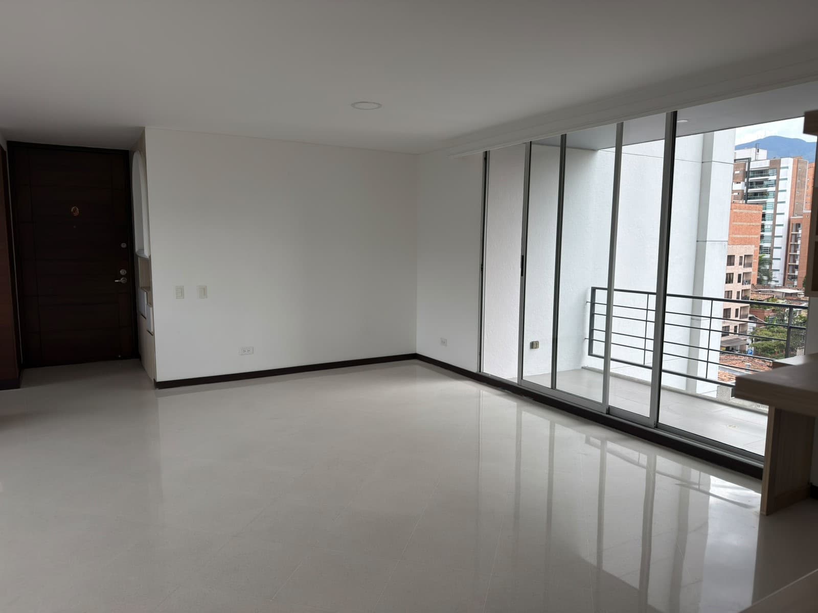 Apartment for Sale, Laureles Neighborhood - Orion Plaza Complex
