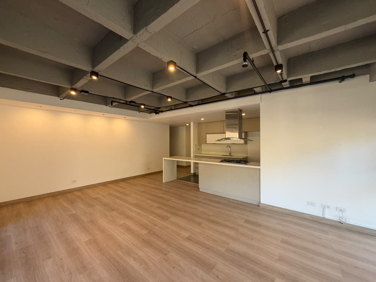 Apartment for Rent - Altos Del Poblado Neighborhood