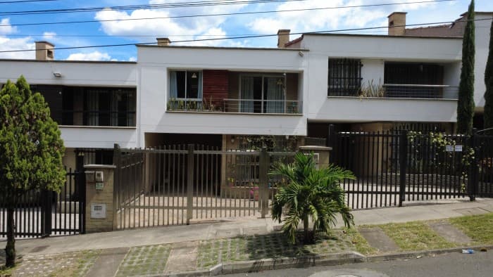 House for Sale - Toledo Area, La Estrella