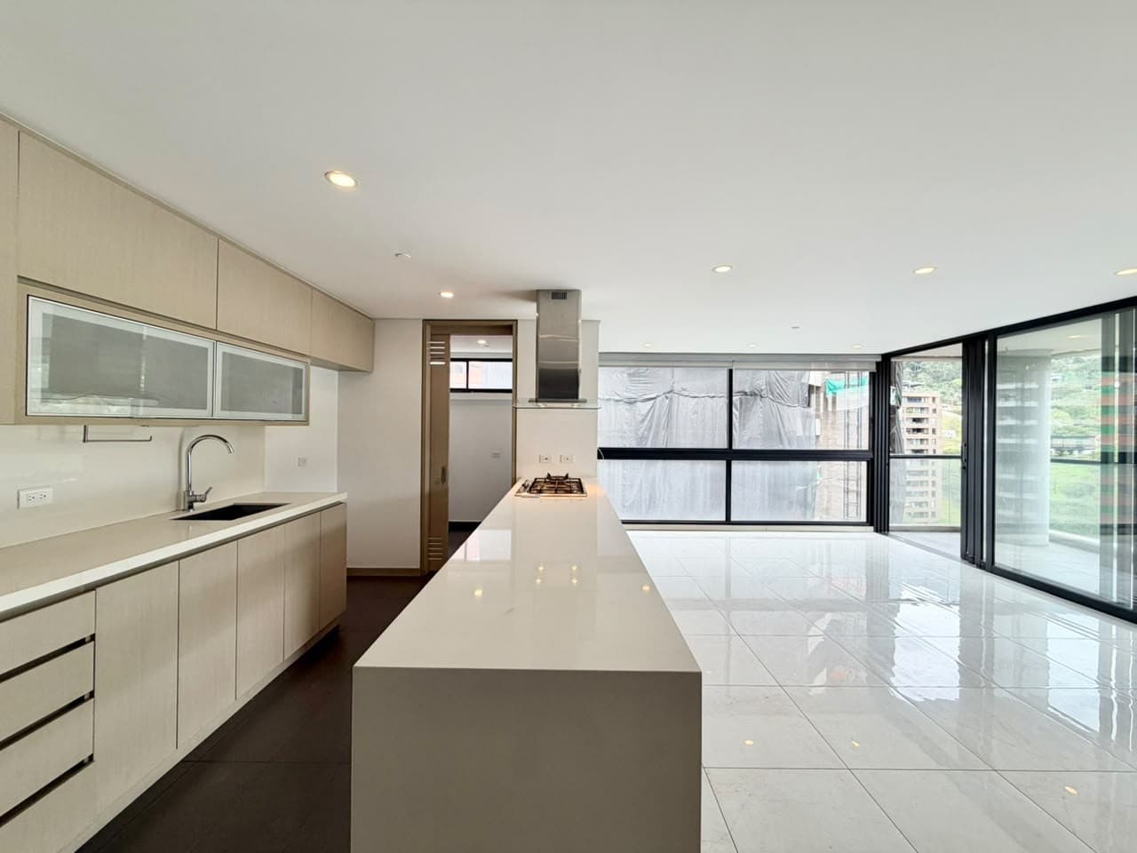 Apartment for Sale - Altos del Poblado Neighborhood