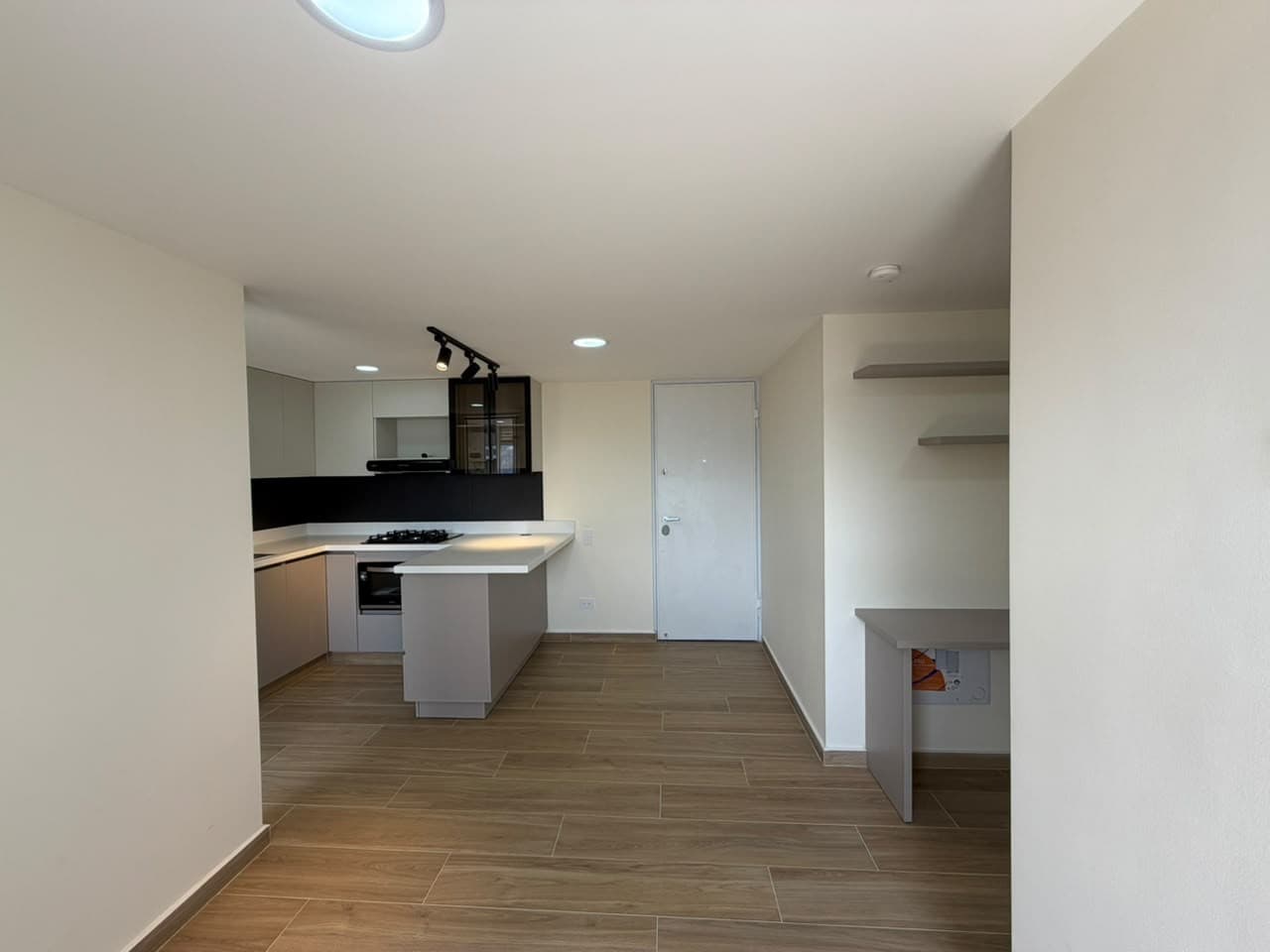 Apartment for Rent - Los Puertos Bello Area