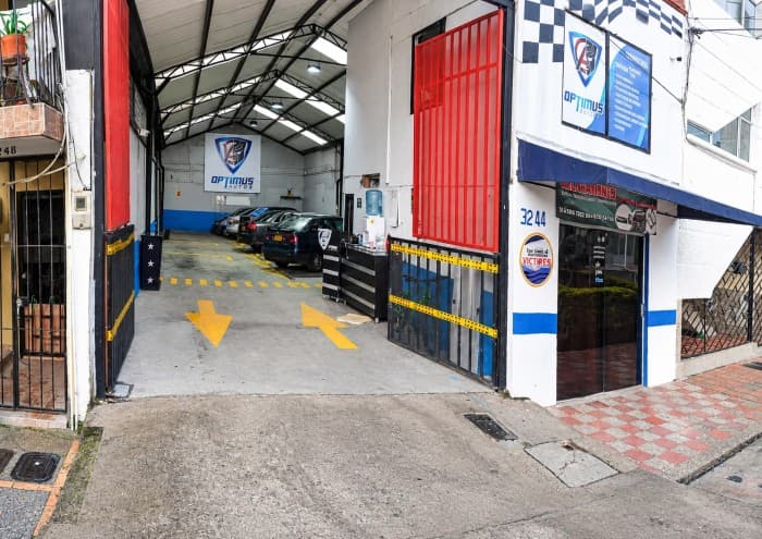 Bodega En Venta - Sector Belén Fátima, Medellín