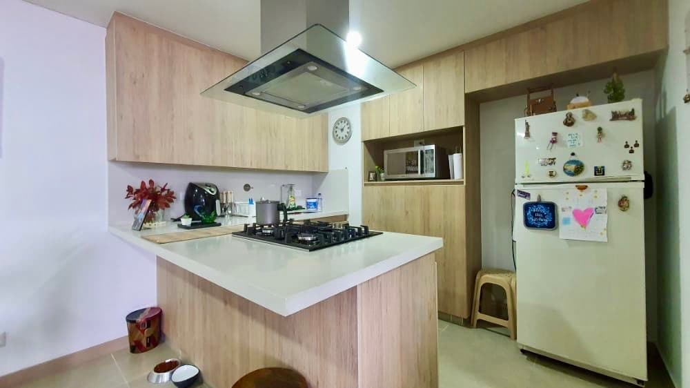 Apartment for Sale in Medellín, Las Palmas Neighborhood, Poblado, Near the Oriente Tunnel