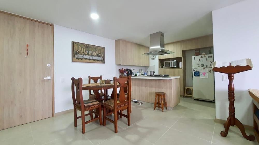Apartment for Sale in Medellín, Las Palmas Neighborhood, Poblado, Near the Oriente Tunnel