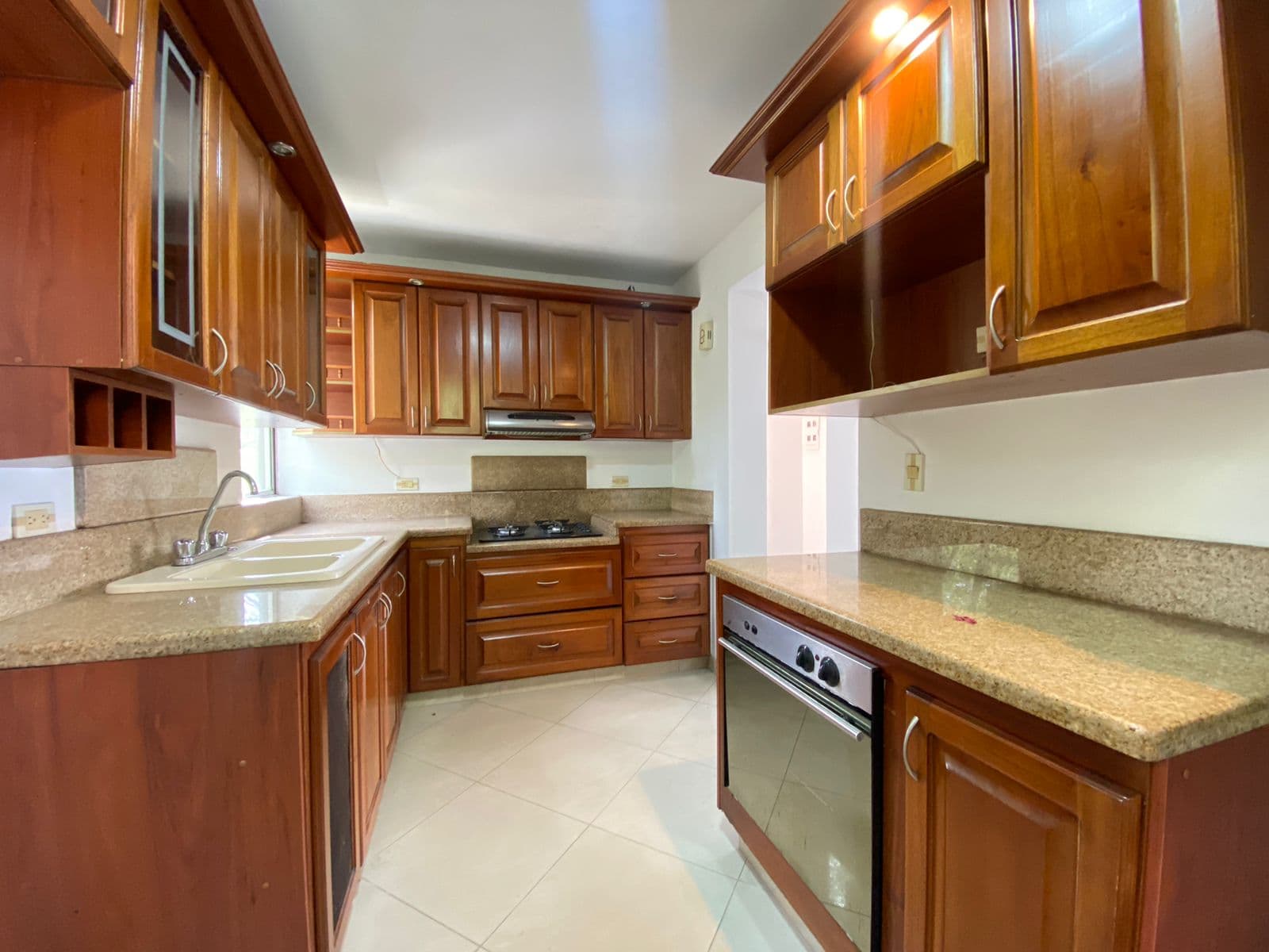 Duplex Apartment for Sale in Medellín, San Diego Poblado Neighborhood – Ciudadela San Diego Complex