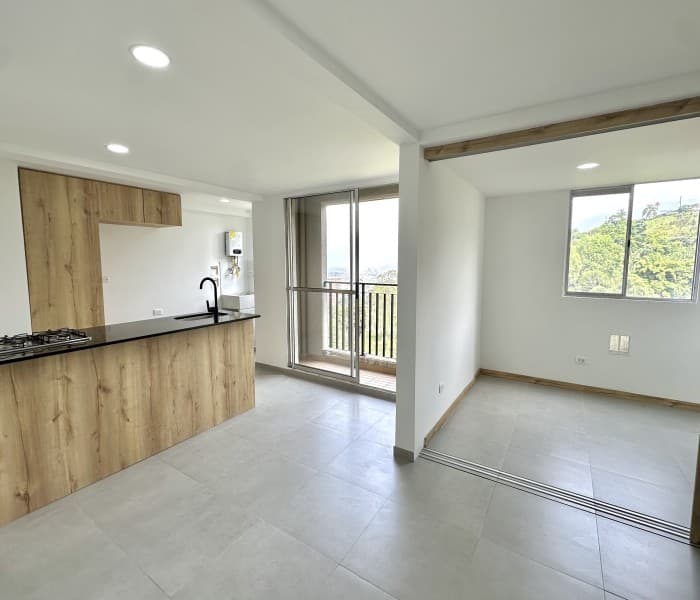 Apartment for Sale in the Las Lomitas Neighborhood, Sabaneta—Monteflor Acacia Complex