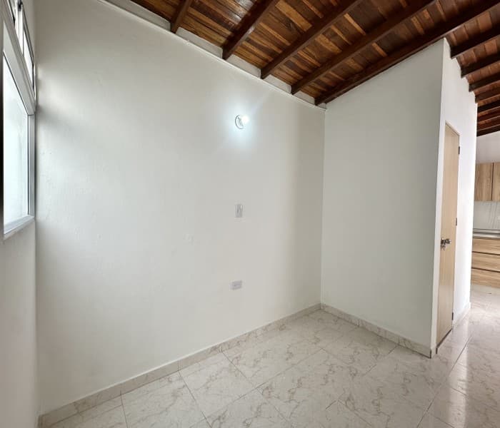 Second-Floor House for Rent in the Belén Neighborhood of San Bernardo, Medellín