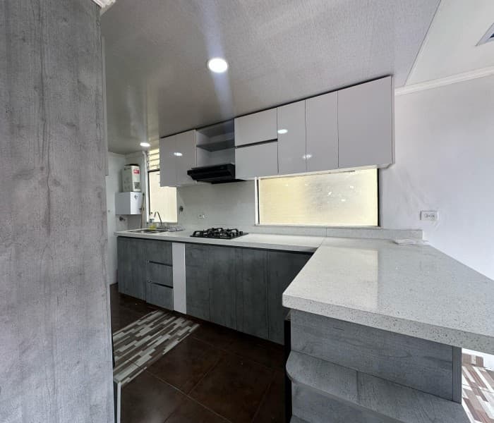 Apartment for Sale in the San Javier Neighborhood Near the Train Station, Medellín—Jardines de Babilonia Complex
