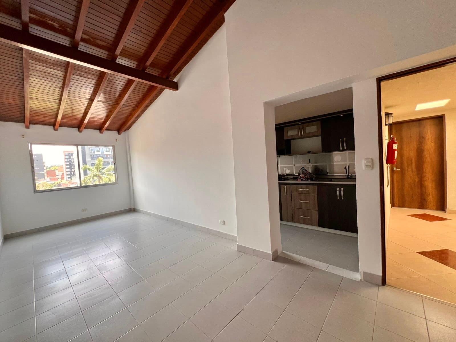 Apartment for Rent in the Laureles Neighborhood, Near Segundo Parque