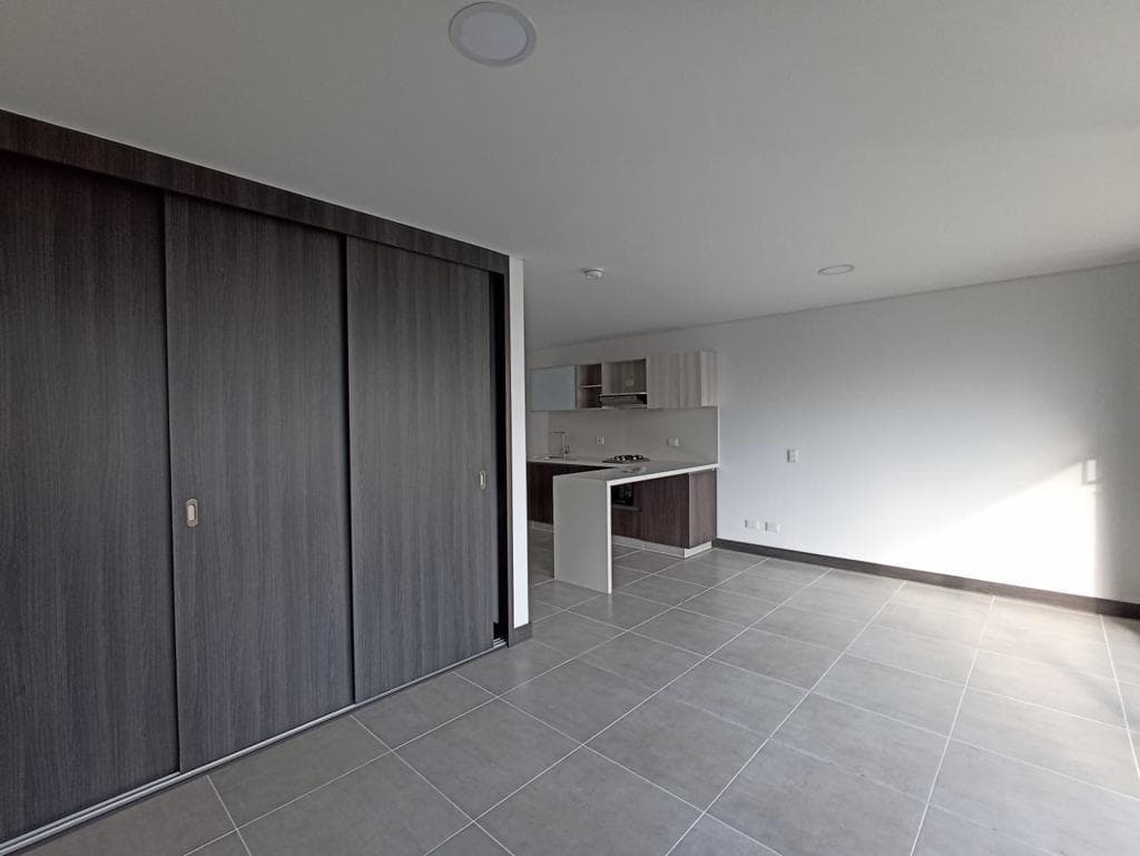 Apartment for Rent, Ciudad del Río Area, Poblado—La Riviere Complex