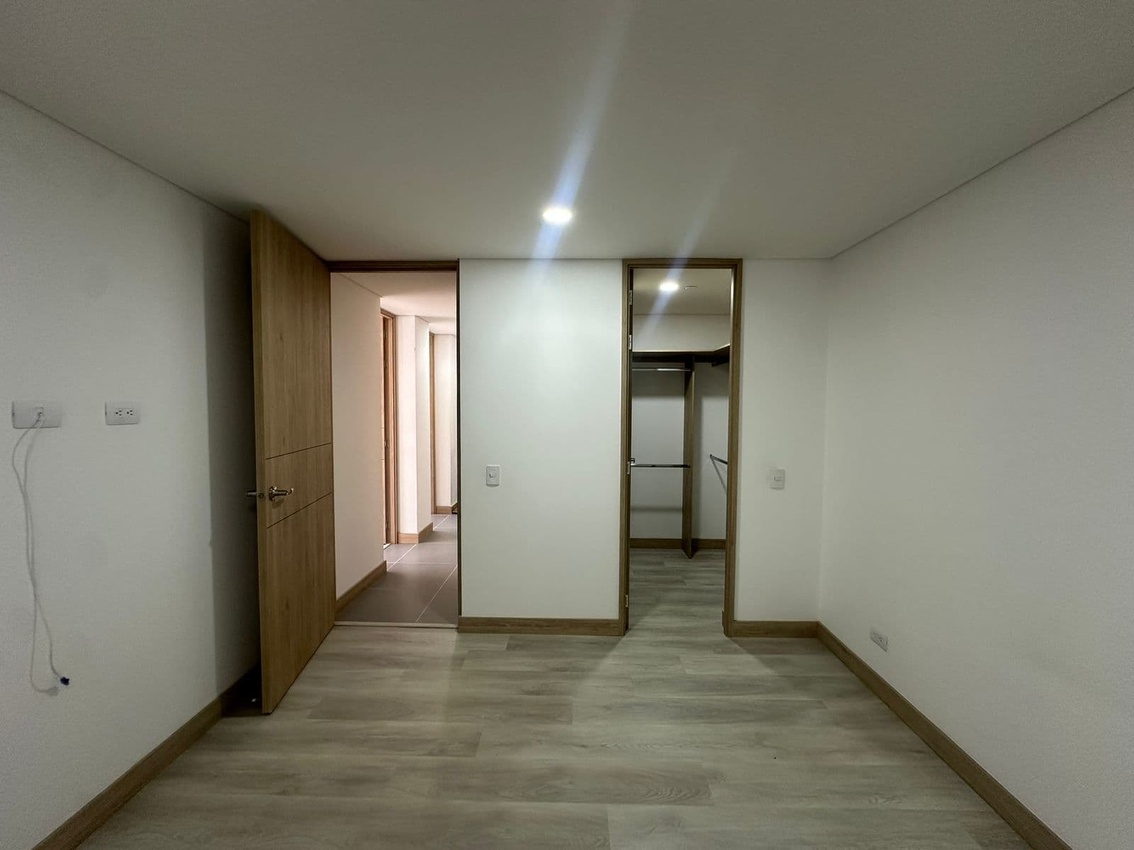 Apartment for Rent, La Abadia Neighborhood, Envigado—Rosset 3 Complex
