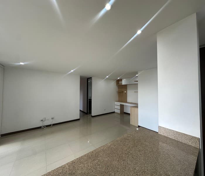 Apartment for Rent, Ciudad del Río Area, Poblado—Parque Central Complex