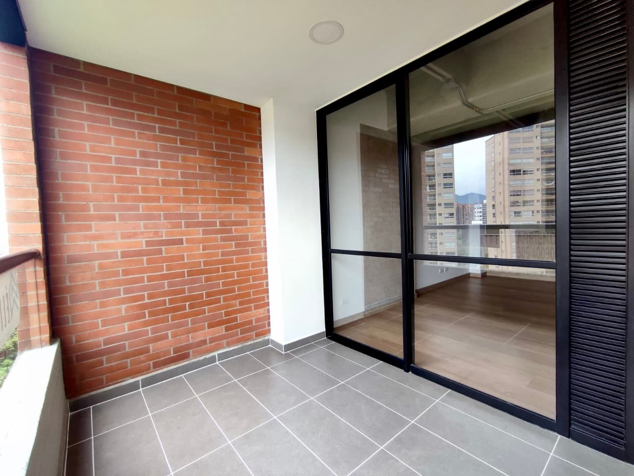 Apartment for Rent in the Las Orquideas Neighborhood, Envigado—Kardinal 42 Unit