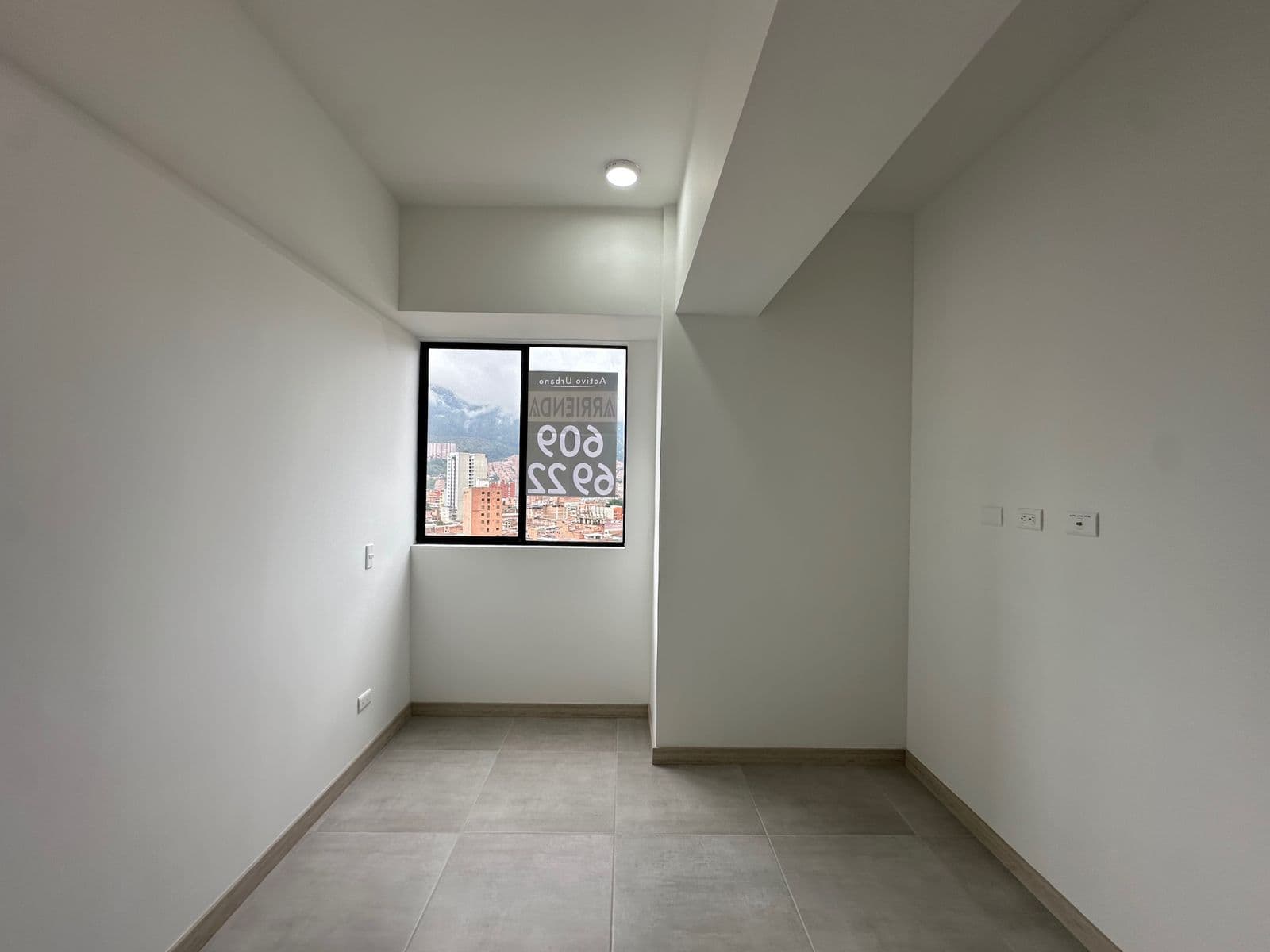 Studio Apartment for Rent, Fabricato Neighborhood, Bello—Aki Apartments Complex