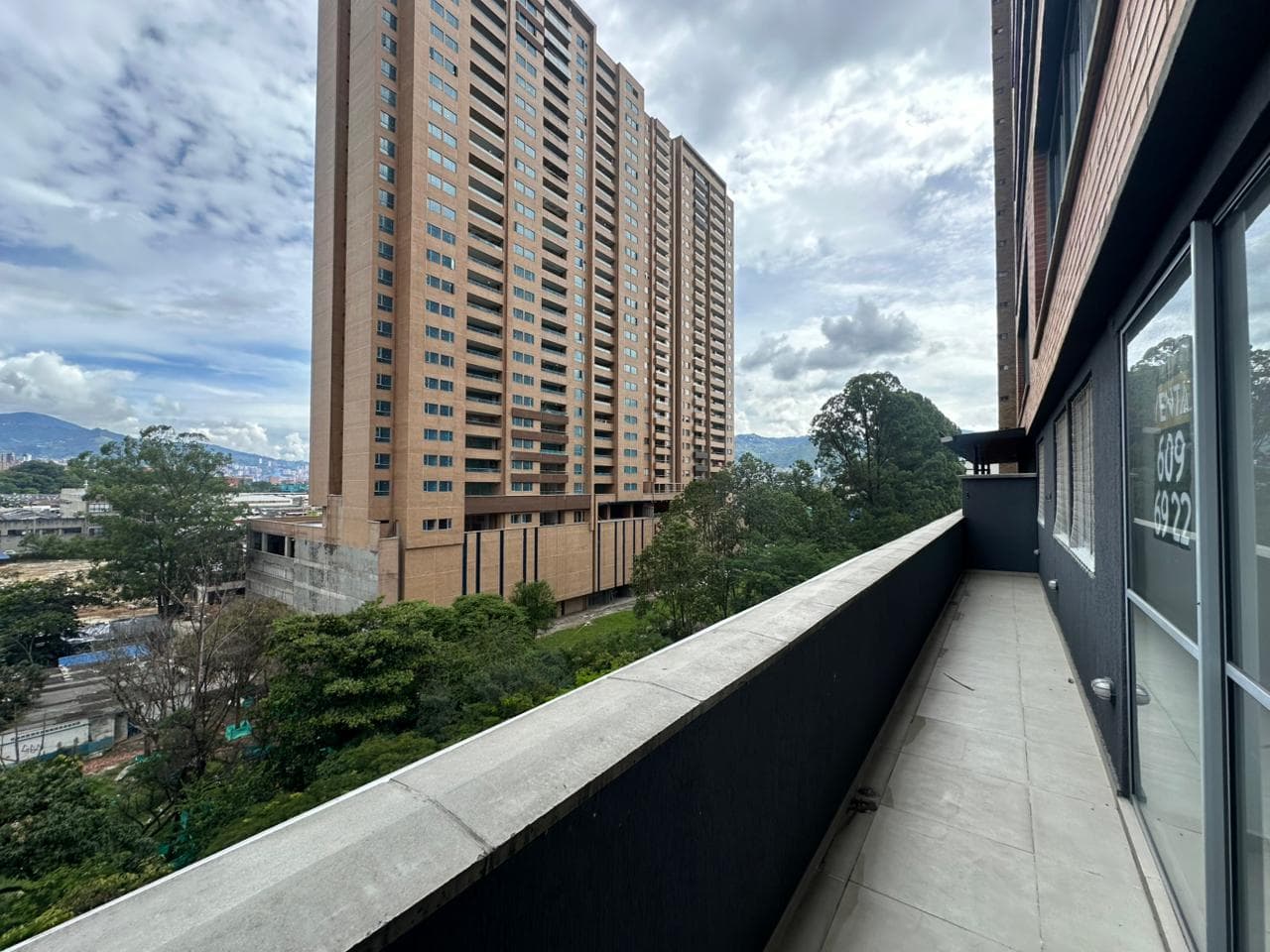Apartment for Sale, Ciudad del Río Area, Poblado—Bosque del Río Complex