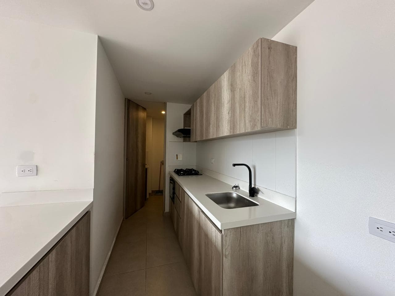 Apartment for Sale, Ciudad del Río Area, Poblado—Bosque del Río Complex