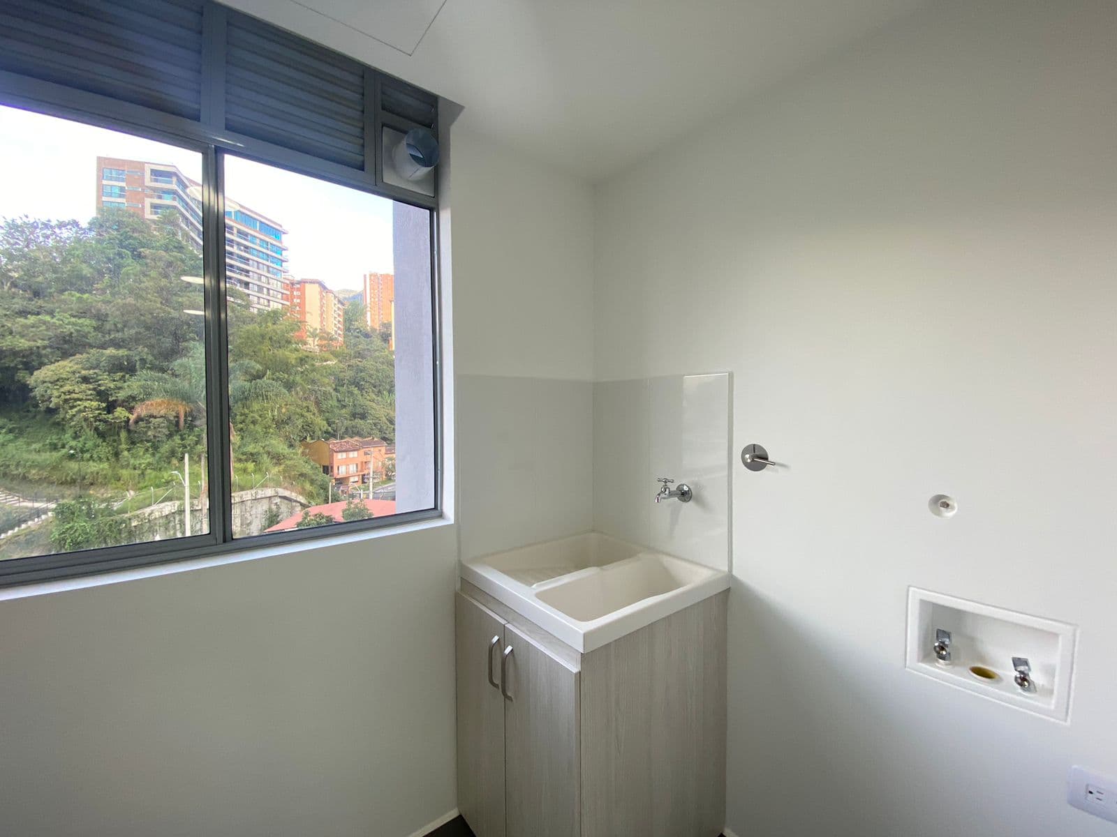 Apartment for Rent, La Abadía Neighborhood, Envigado—Rosset 3 Complex
