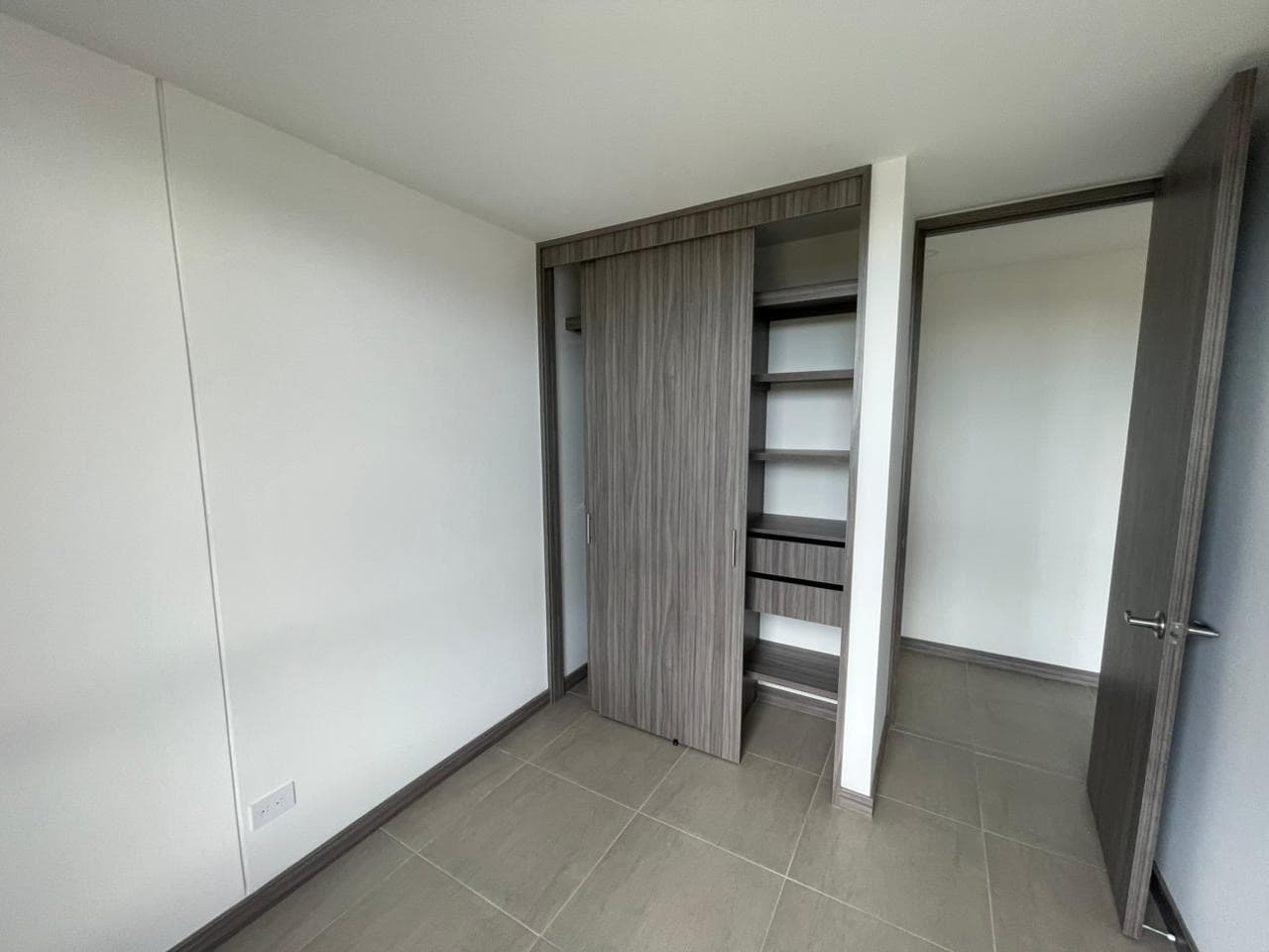 Apartment for Sale in the Las Chimeneas Neighborhood, Itagui—Zanetti Apartments