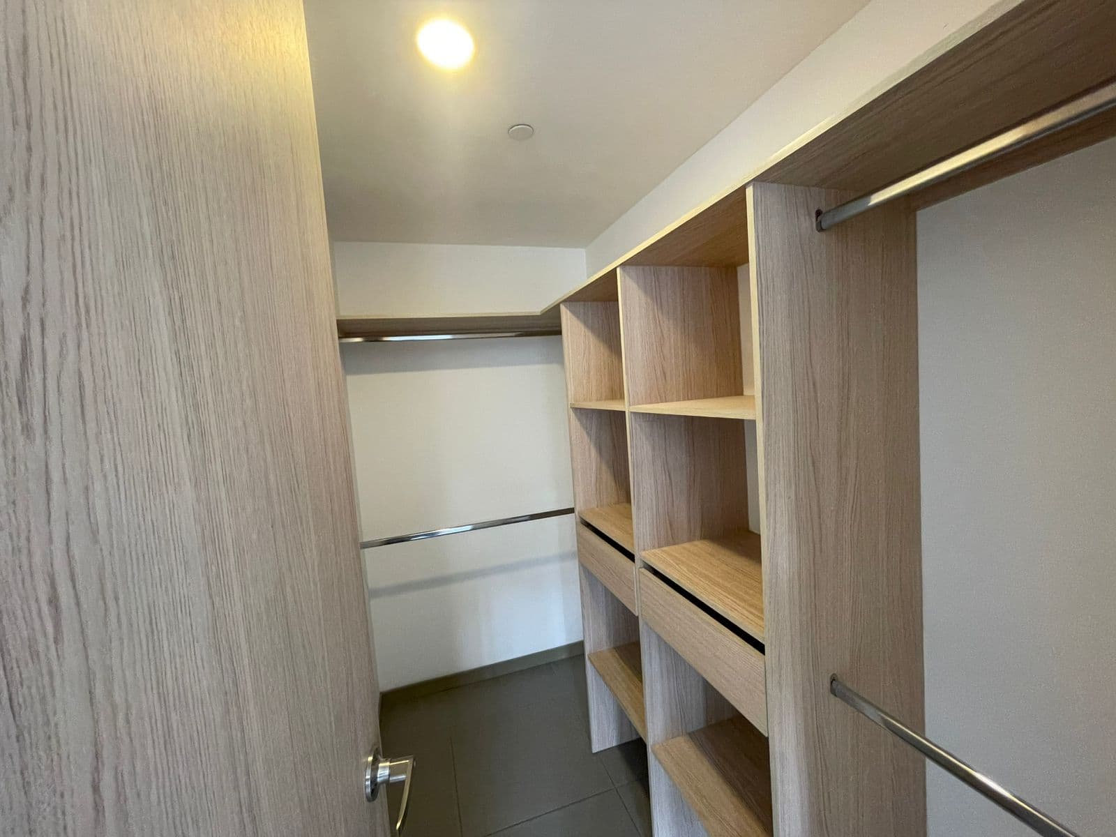 Apartment for Rent, Guayabal Area, Ciudad del Río—Urbanity Complex