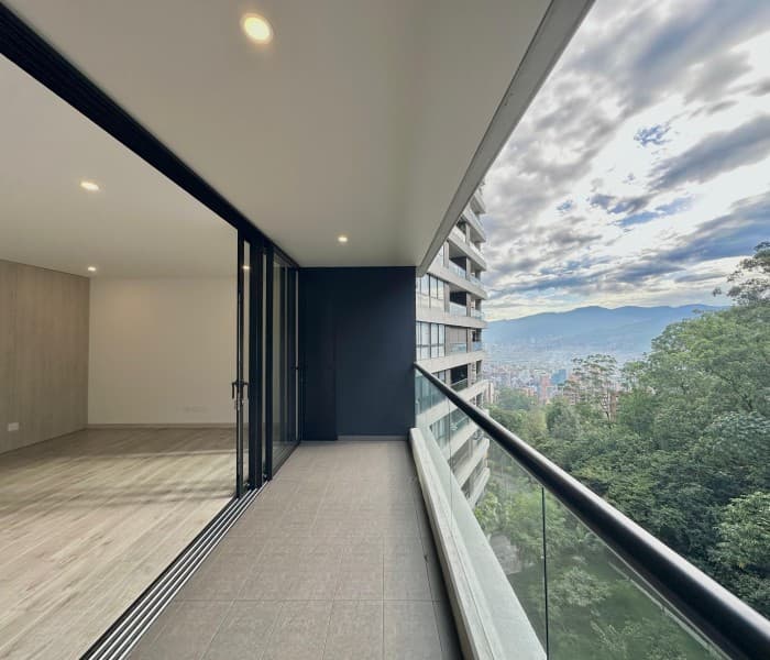Apartment for Sale in the Palmas Neighborhood, Poblado - Manzati Sky Homes Unit
