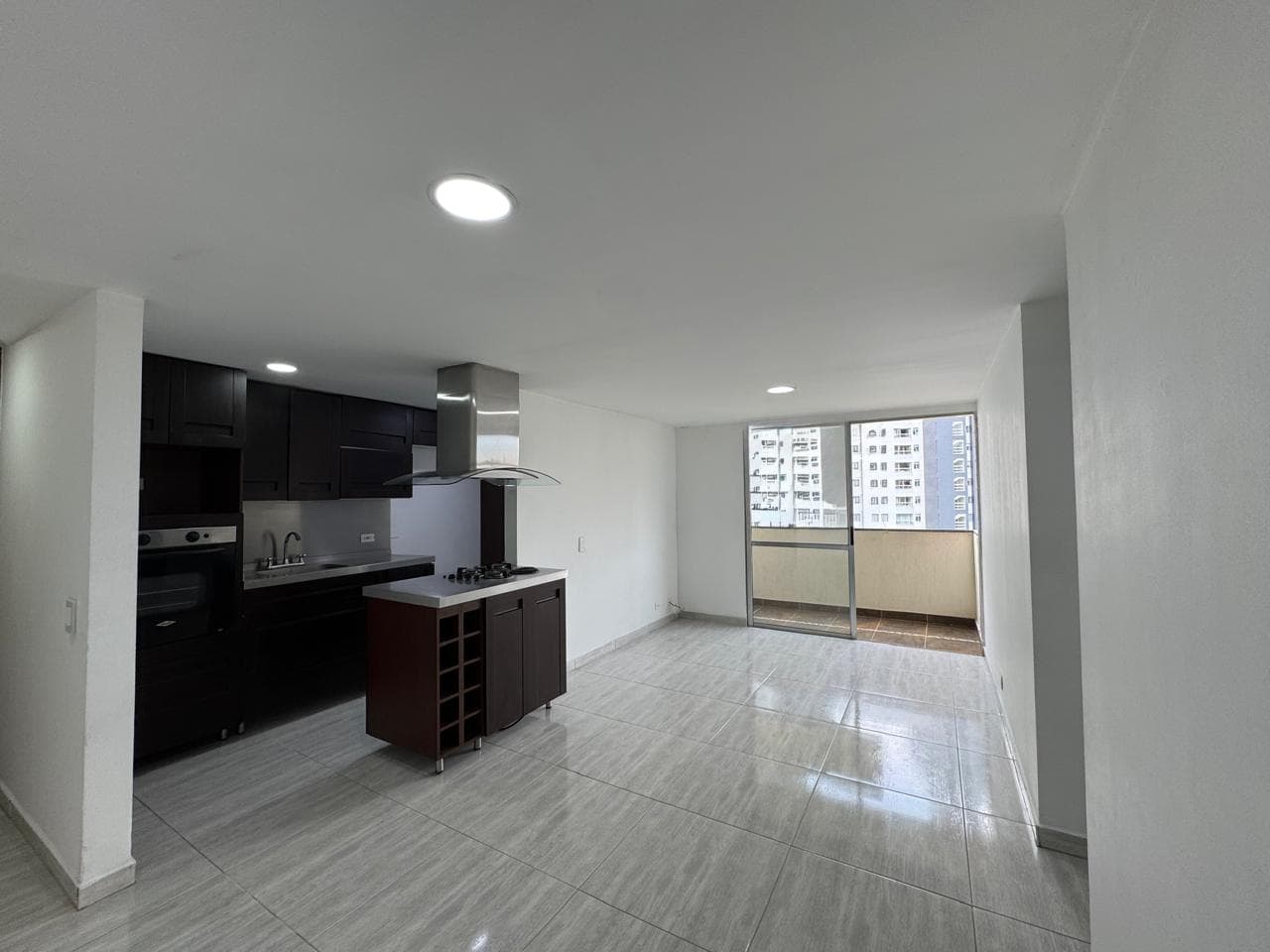 Apartment for Sale, Suramericana Neighborhood, Itagüí, Altos De Suramerica
