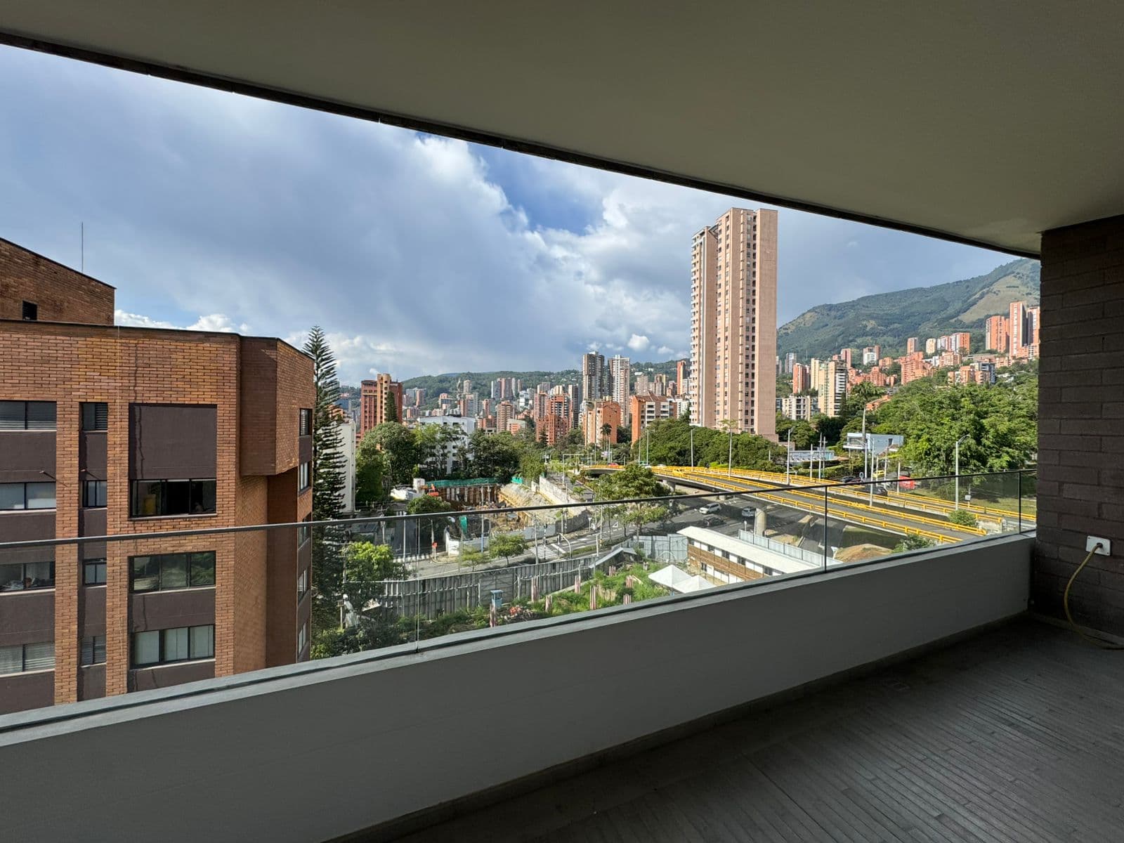 Apartment for Sale, Loma de los Parra Neighborhood, El Poblado—Obra Diecinueve Building
