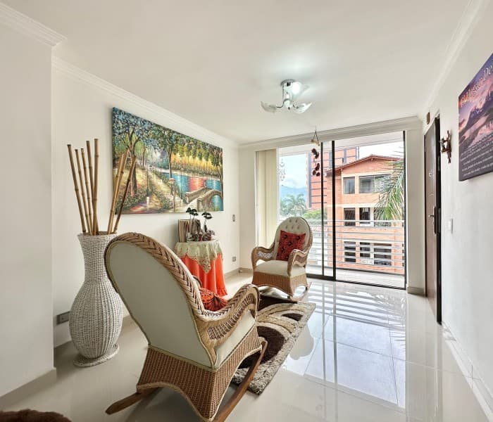 Apartment for Sale, Simón Bolívar Neighborhood, Near the 80th Street Metro Station