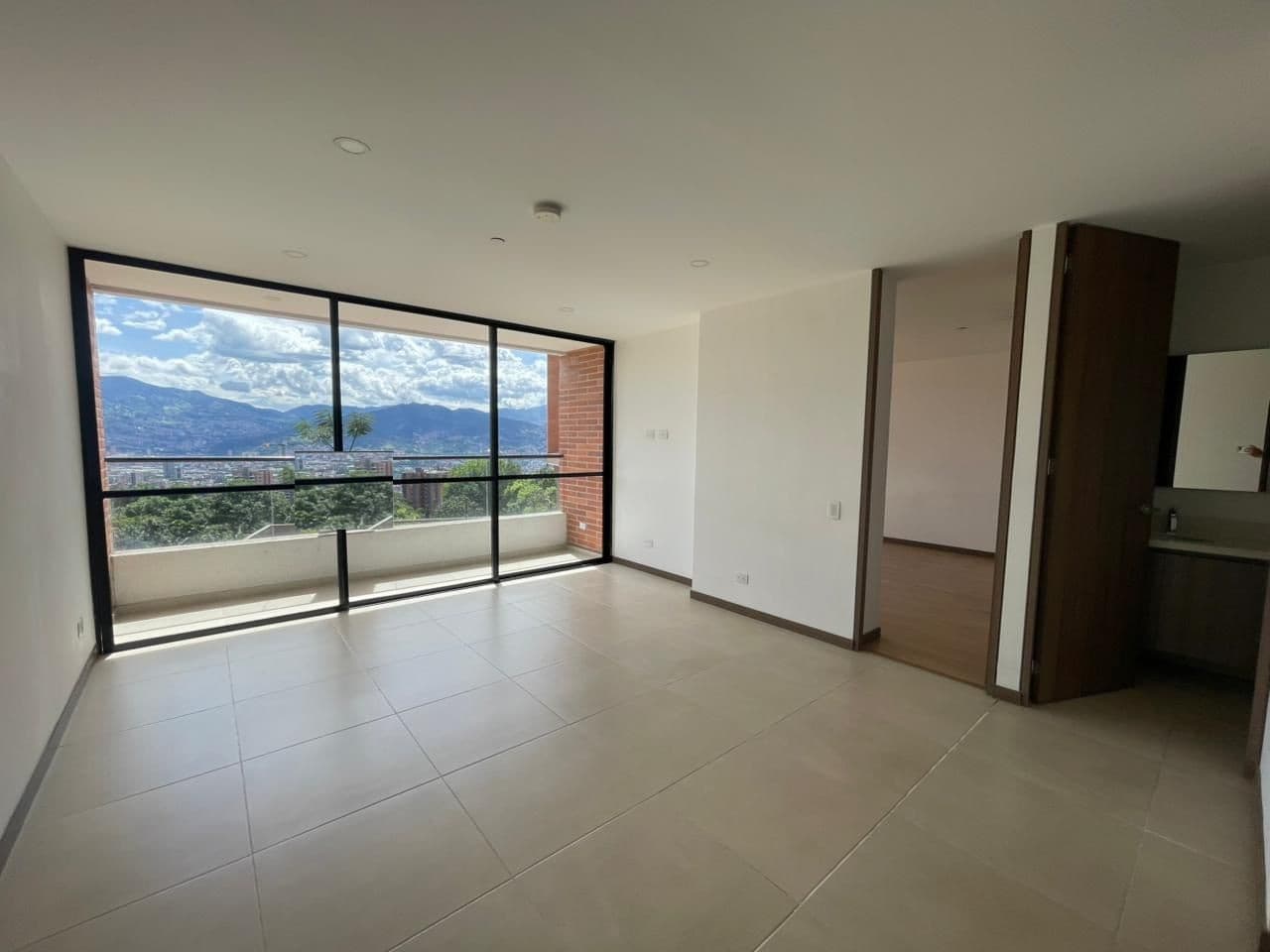 Apartment for Rent, Loma de las Brujas Neighborhood, Envigado - Biocity Epic