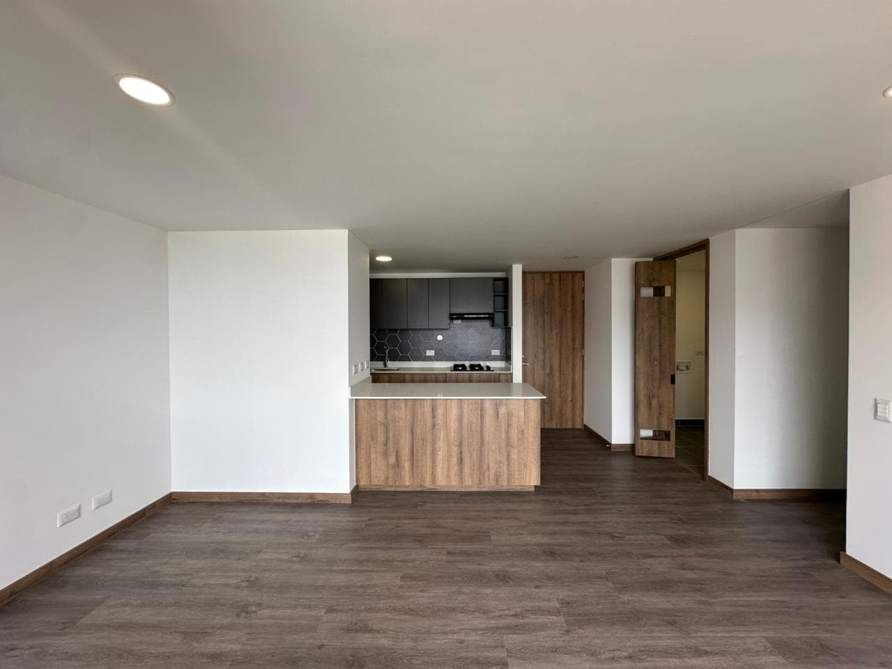 Apartment for Rent, Av. Las Vegas Area, Envigado—Civita Complex