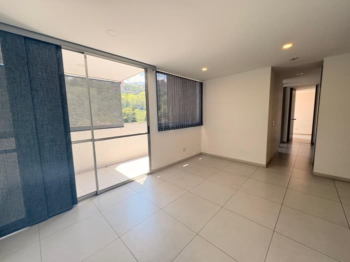 Apartment for Rent, San Diego Area - Metropolitan Development
