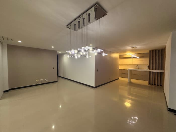 Apartment for Rent, El Poblado Area - La Cumbre Complex