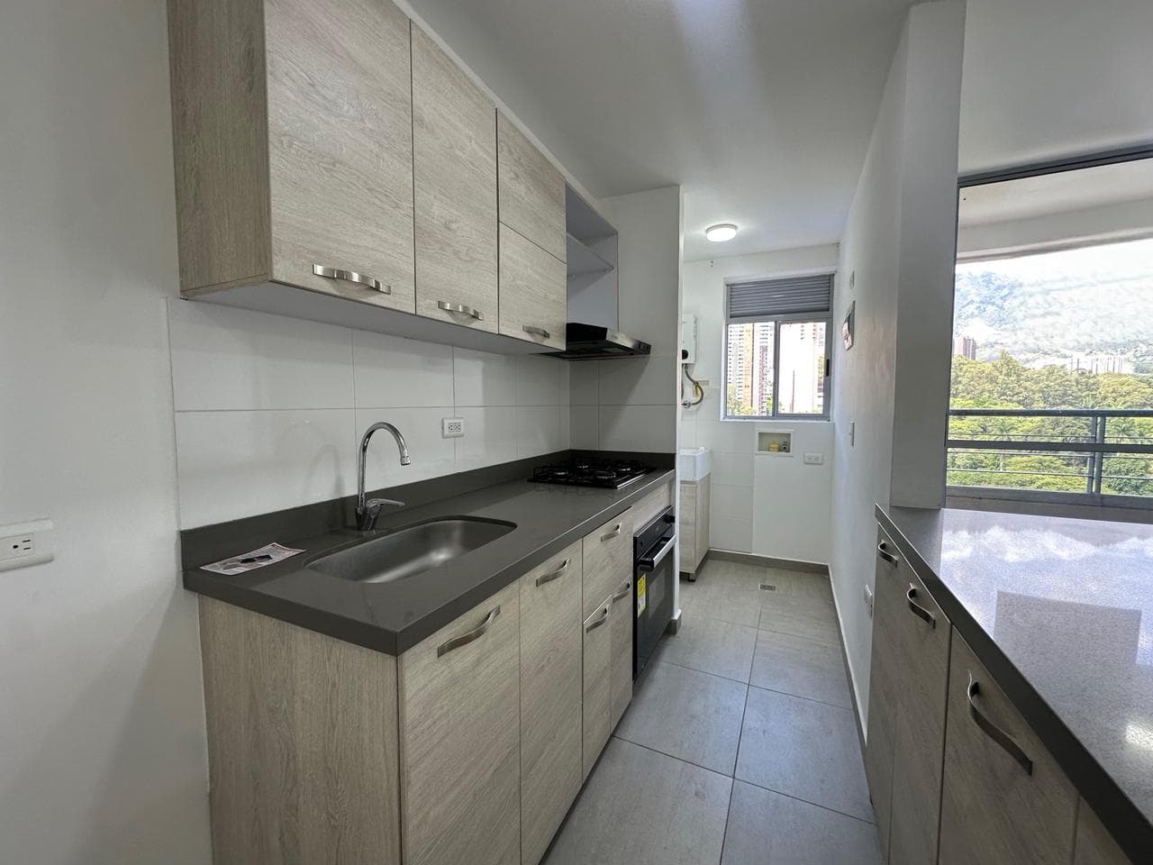Apartment for rent, Fabricato neighborhood—beautiful, Mediterranean-style complex