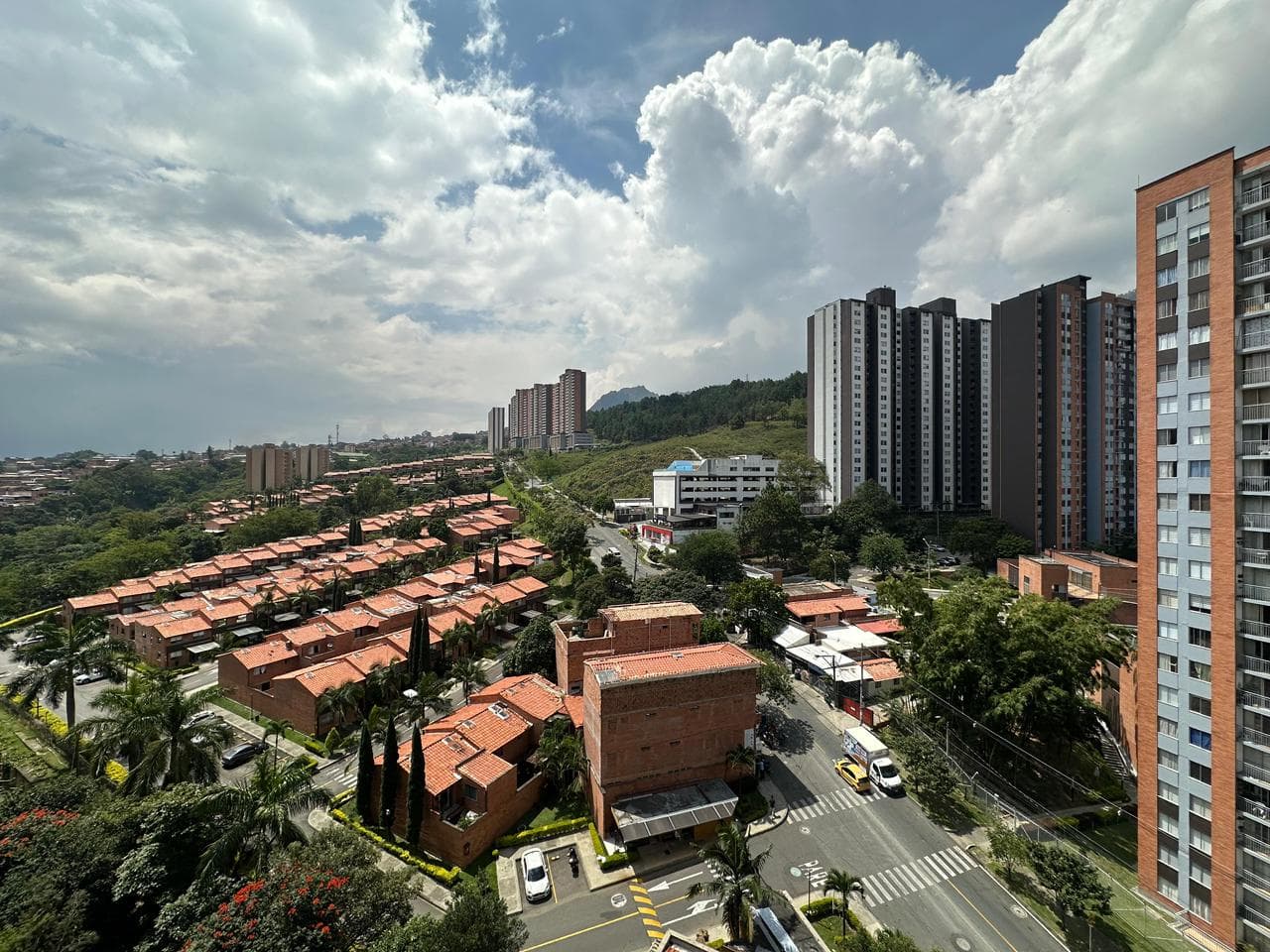 Apartment for rent, Amazonia-Bello neighborhood, Camino del Viento complex
