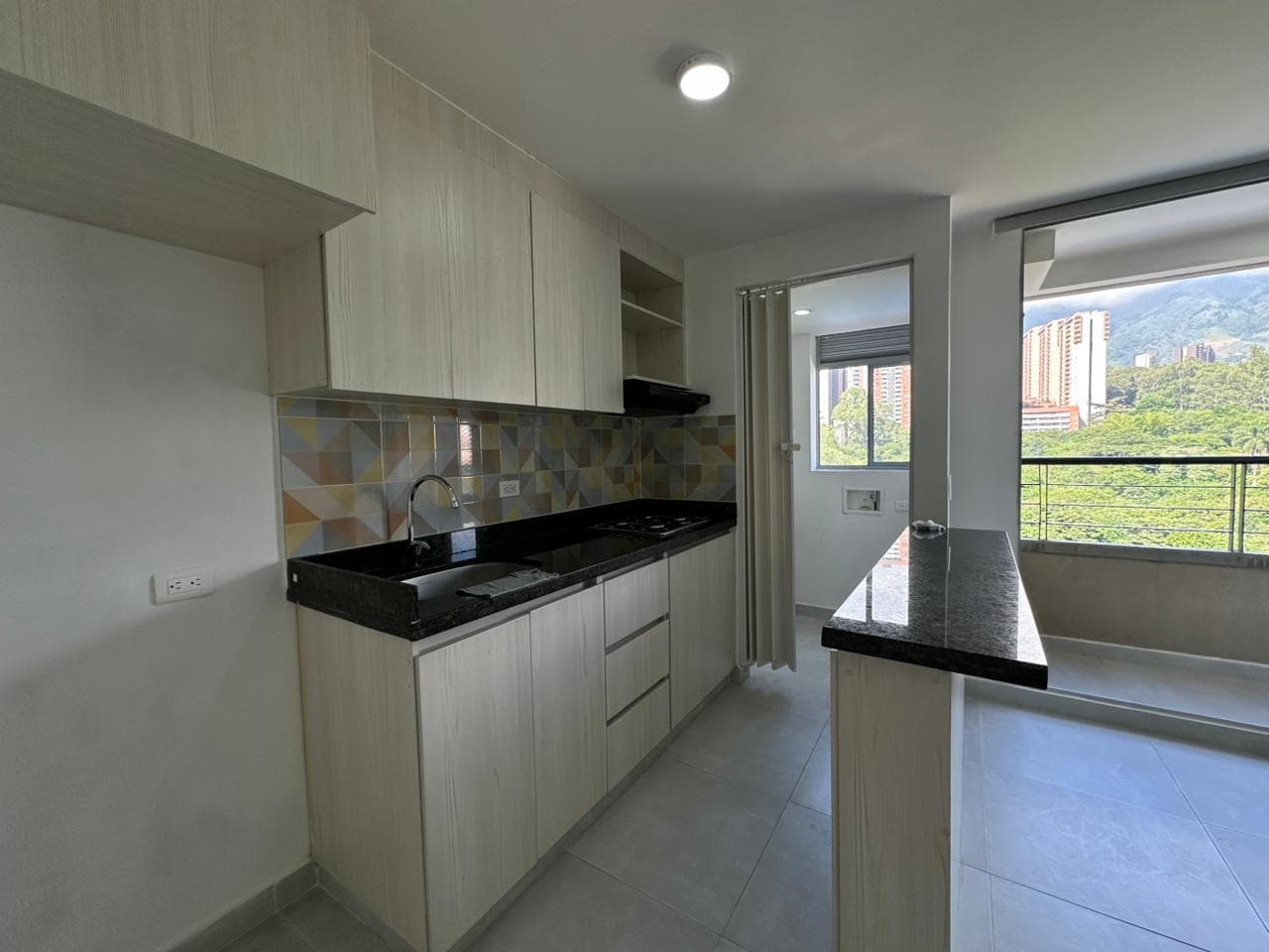 Apartment for rent, Fabricato neighborhood—beautiful, Mediterranean-style complex