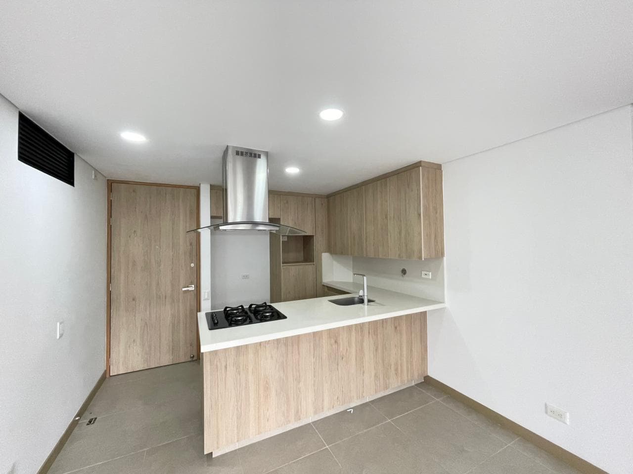 Apartment for rent, Las Palmas-Poblado neighborhood, Bosque Santo complex