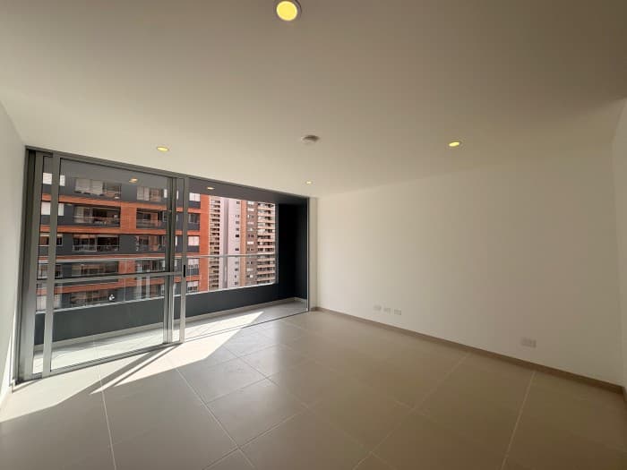 Apartment for Rent in the Ciudad del Río Area, Poblado - Bosque del Río Development