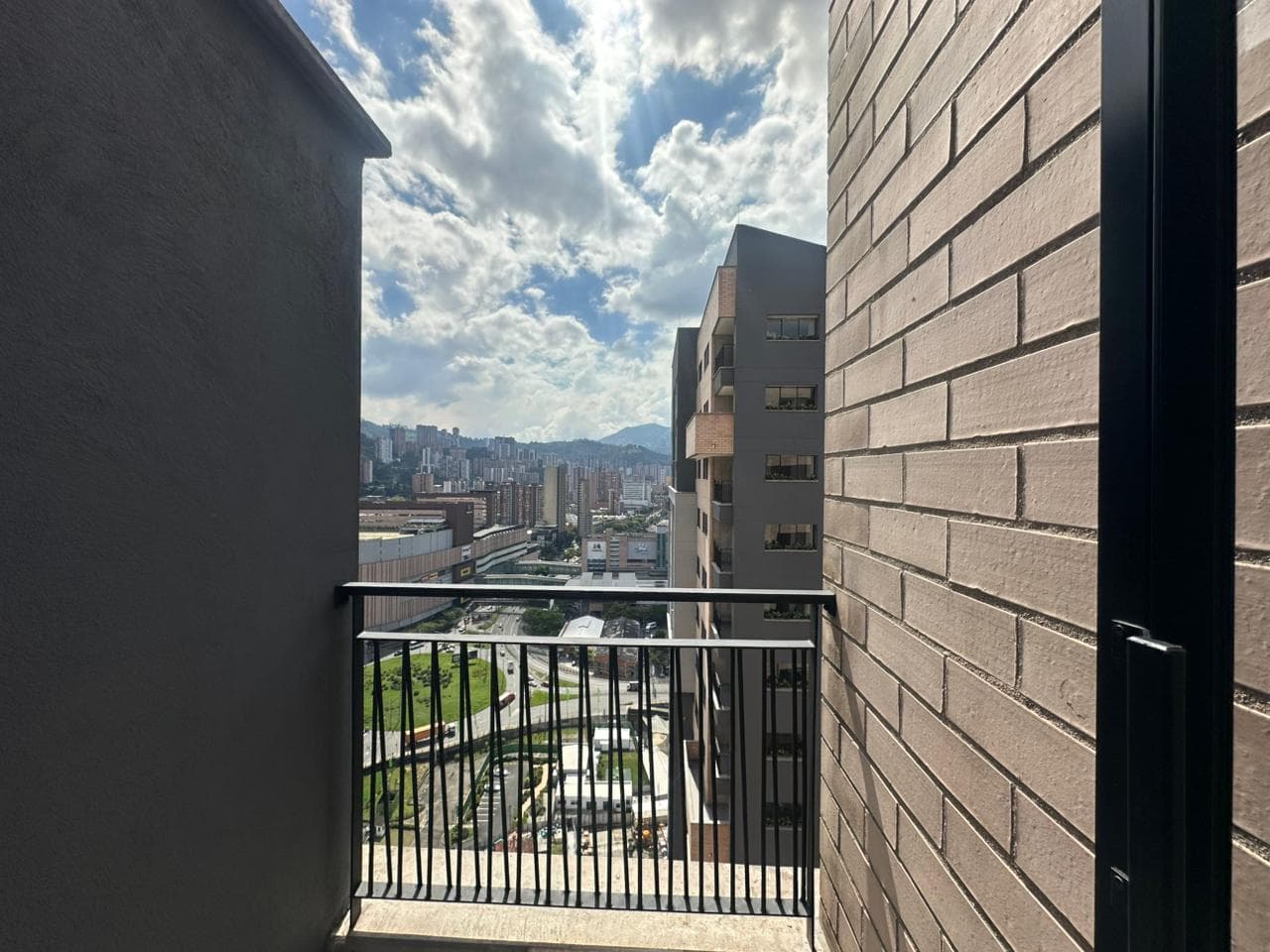 APARTMENT FOR RENT, LAS VEGAS - ENVIGADO AREA, CIVITA COMPLEX