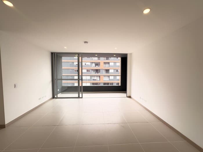 APARTMENT FOR RENT IN THE CIUDAD DEL RIO - POBLADO AREA, BOSQUE DEL RIO COMPLEX