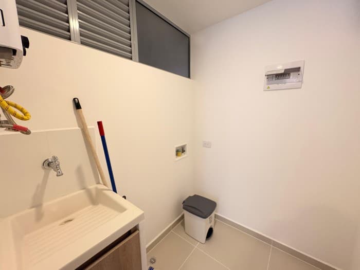 APARTMENT FOR RENT IN THE CIUDAD DEL RIO - POBLADO AREA, BOSQUE DEL RIO COMPLEX