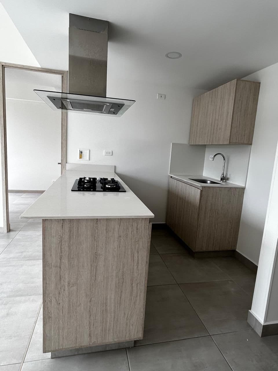 APARTMENT FOR RENT, SANTA ANA AREA - FABRICATO, AKI COMPLEX
