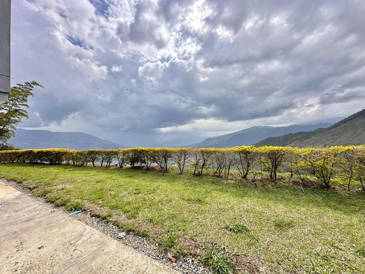 DUPLEX FOR SALE, NORTEAMERICA - BELLO AREA