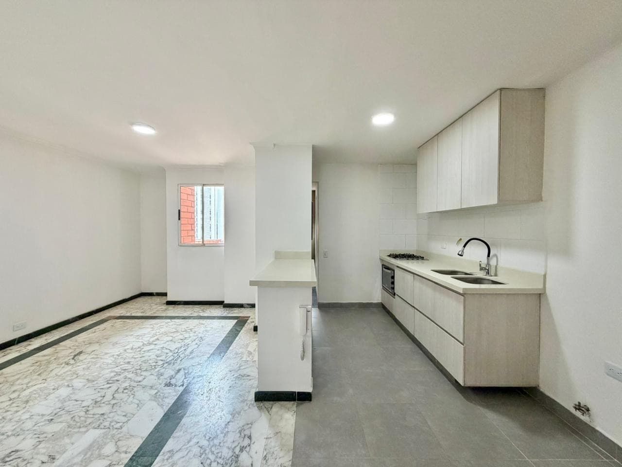 Apartment for Rent, Las Acacias - Laureles Area, Yubarta Complex