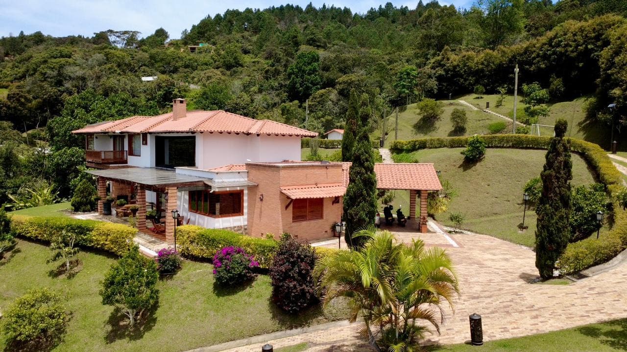 Country House for Rent, Norteamerica Neighborhood - Bello